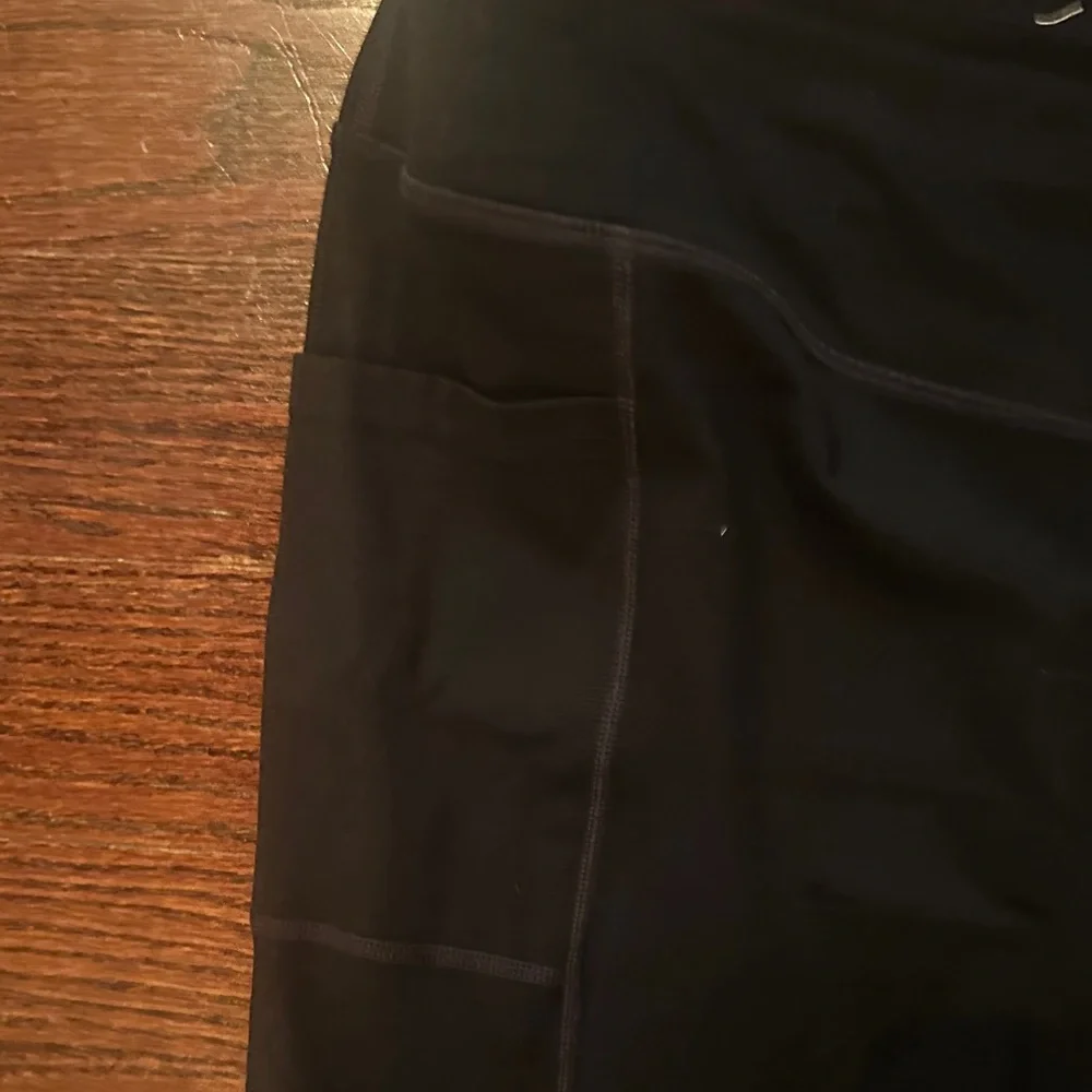 Skechers Black Leggings - Picture 3 of 6